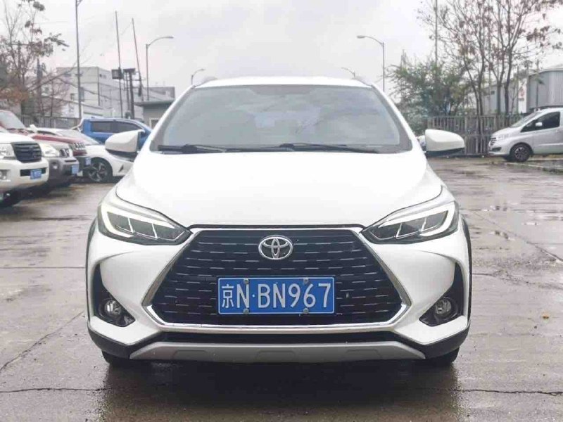 Toyota Yaris L Zhixuan X 2022 — фото 2