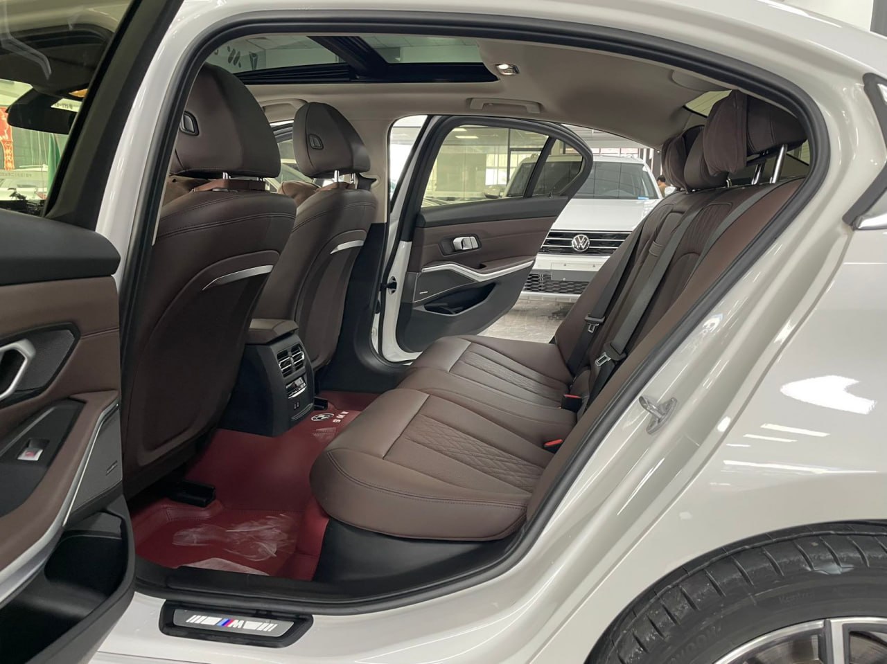 BMW 3 Series 320Li M Sport Package 2023 — фото 5
