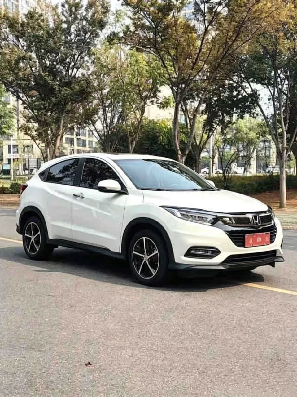 Honda Vezel 2020 — фото 3