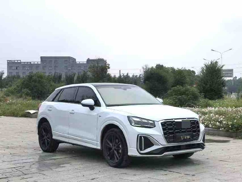 Audi Q2L 2022 — фото 3