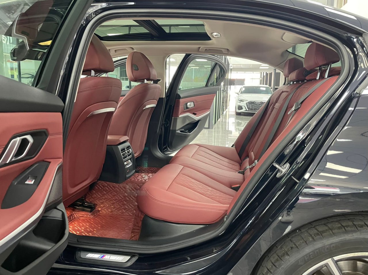 BMW 3 Series 320Li M Sport Package 2022 — фото 5