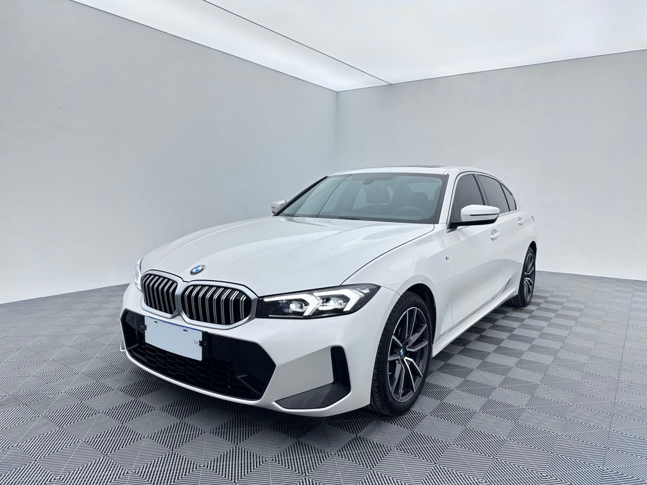 BMW 320Li 2023 — фото 3
