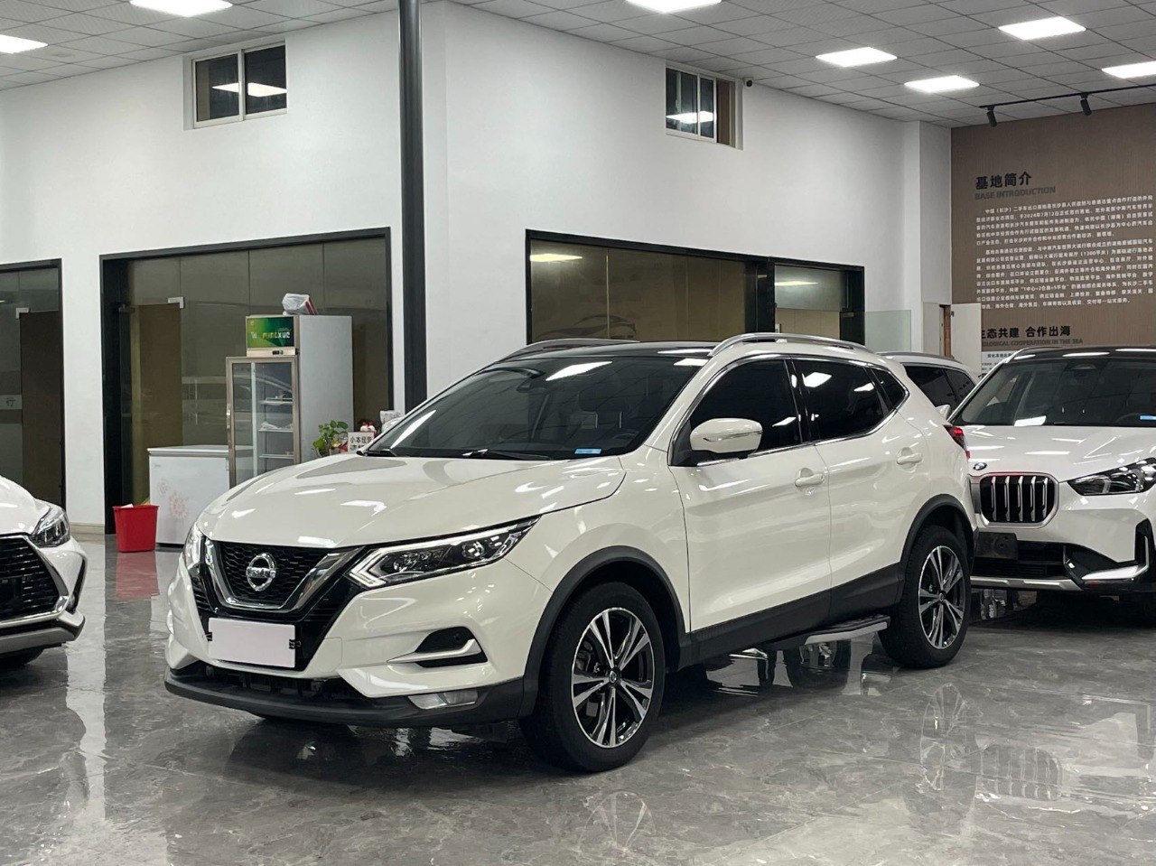 Основное фото автомобиля
