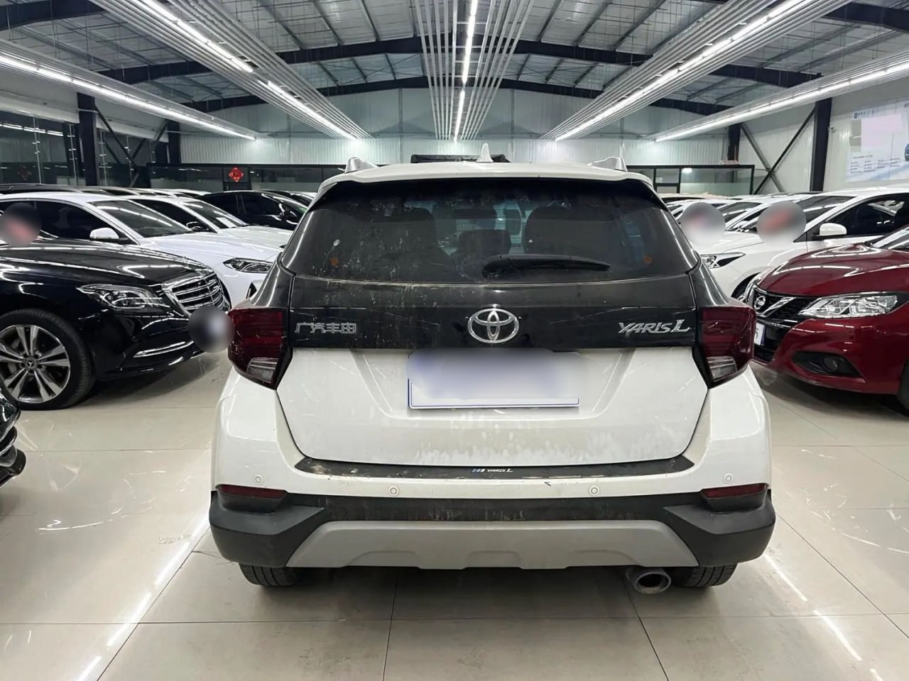 Toyota Yaris 2022 — фото 2