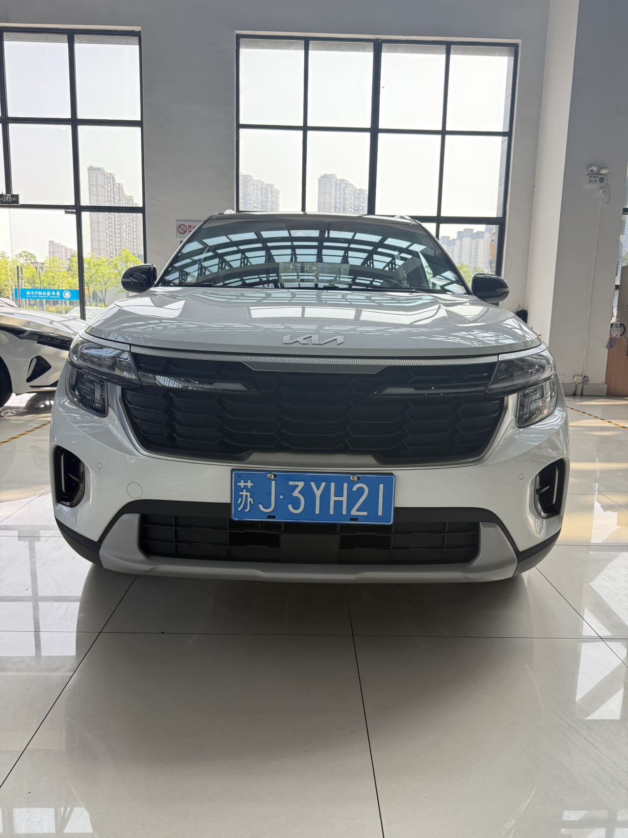 Основное фото автомобиля