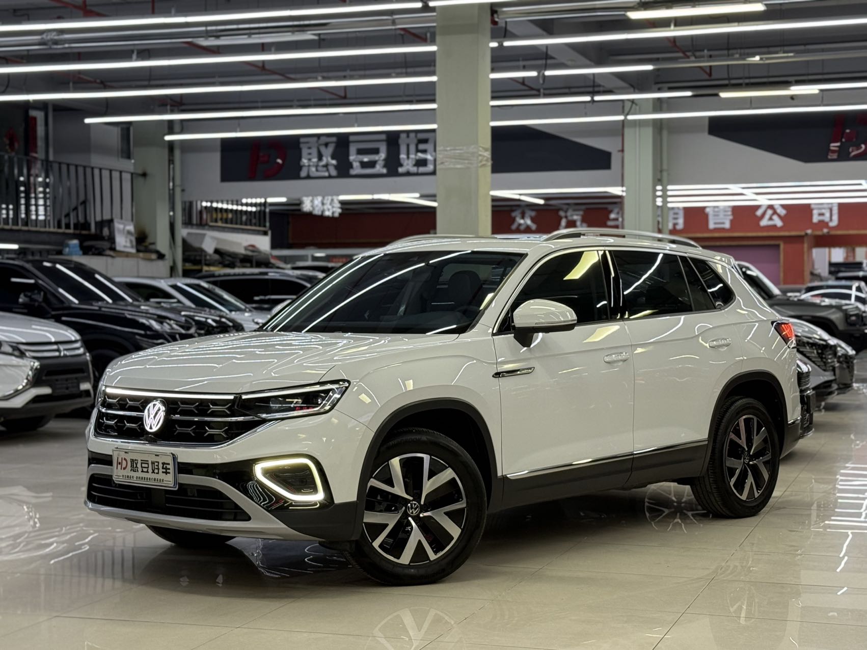 VOLKSWAGEN TAYRON 2022