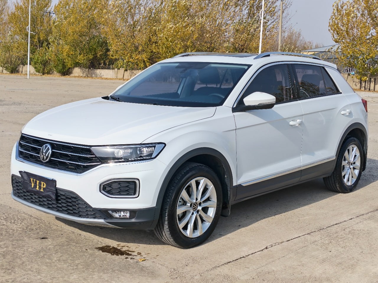 Volkswagen T-Roc 2022 — фото 3