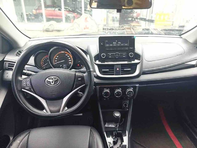 Toyota Yaris L Zhixuan X 2022 — фото 5