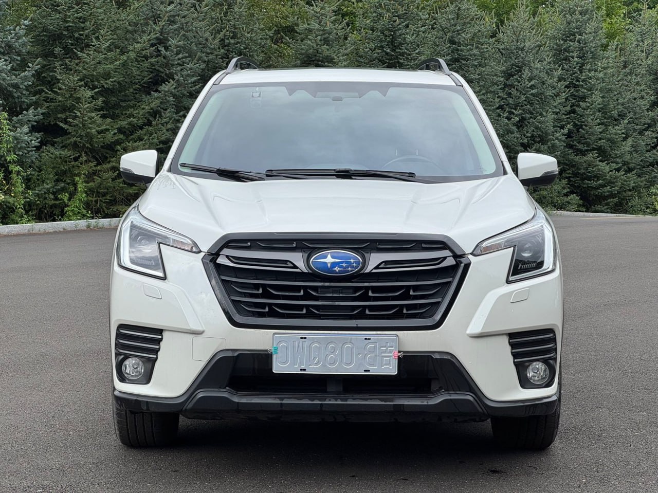 Subaru Forester 2022 — фото 2