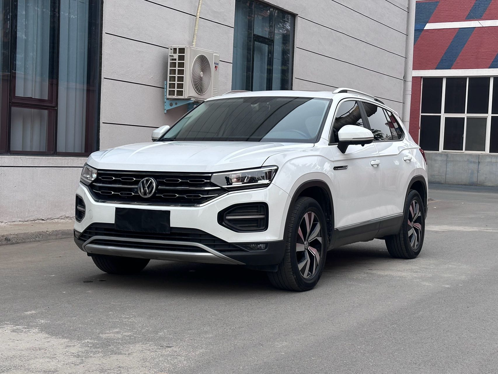 VOLKSWAGEN TAYRON 2021