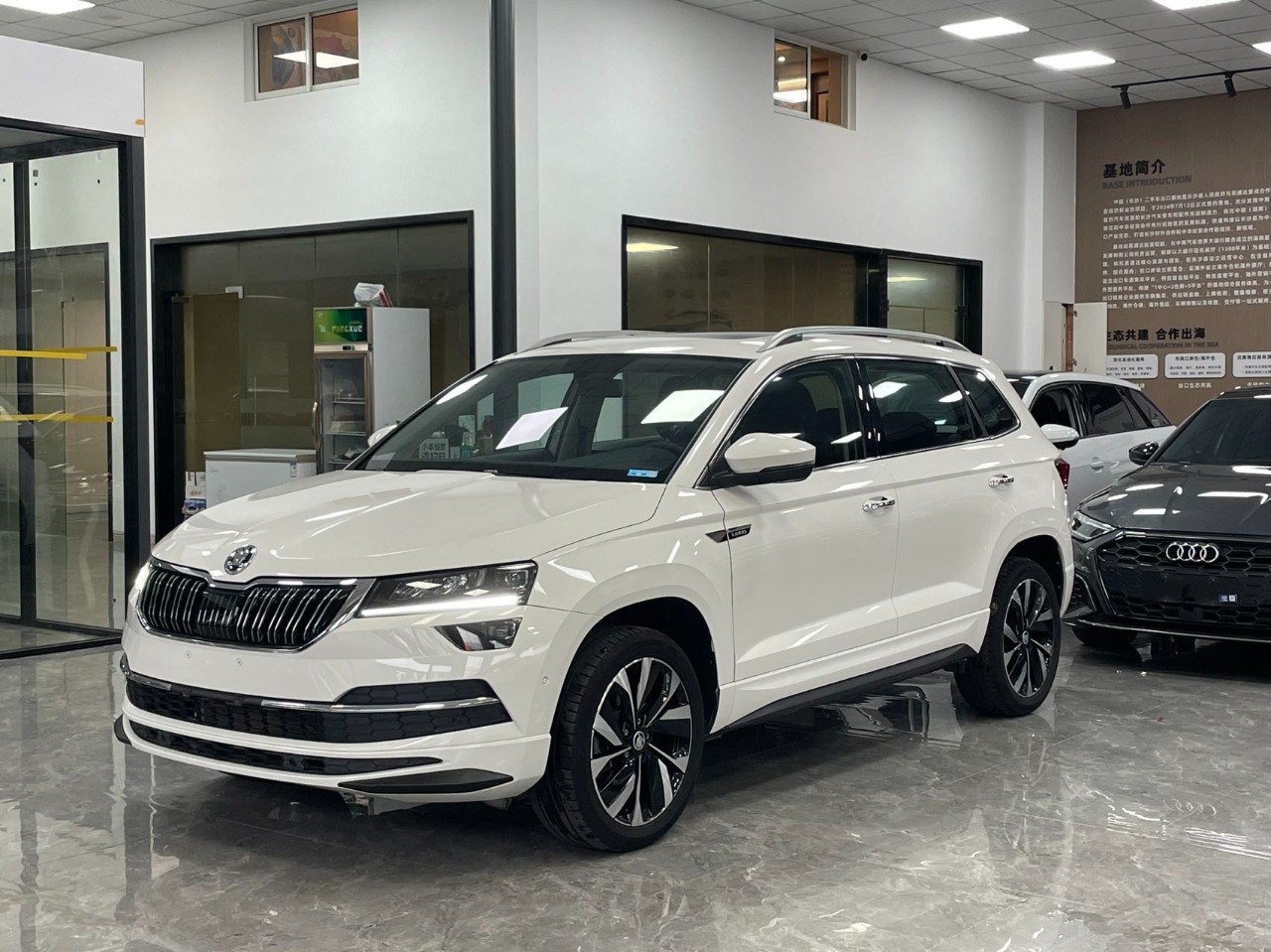 Основное фото автомобиля