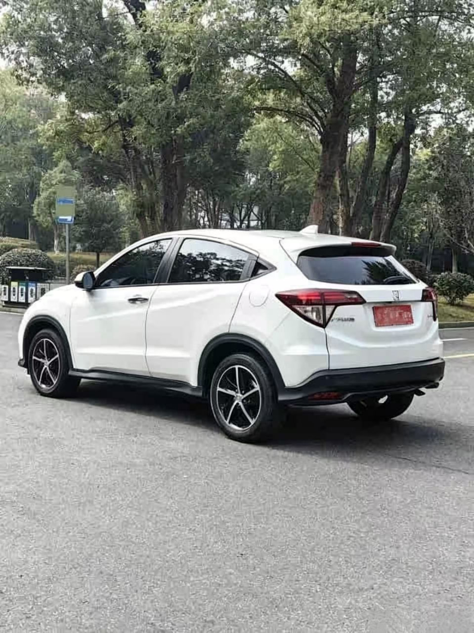 Honda Vezel 2020 — фото 4
