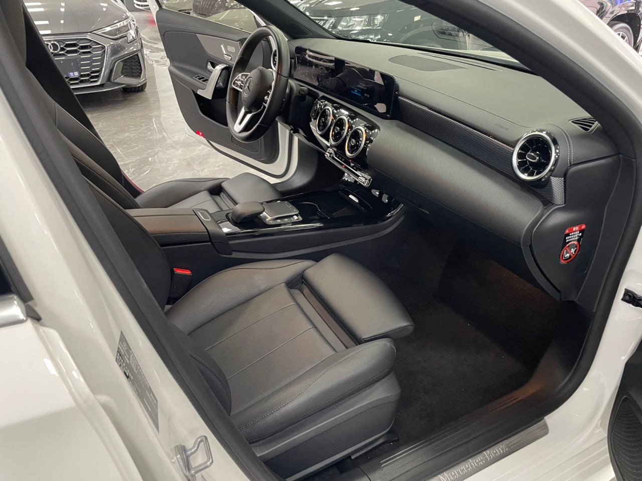 Mercedes-Benz A-Class 2022 A 180 L Sport Sedan 2022 — фото 7