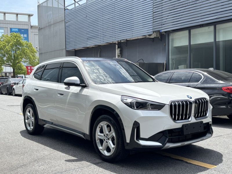 BMW X1 2023 — фото 4