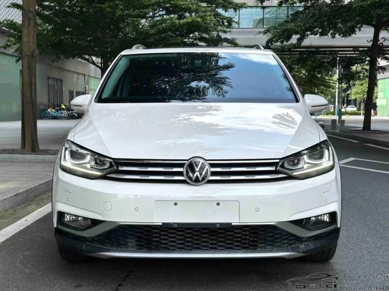 Volkswagen Touran L 2021