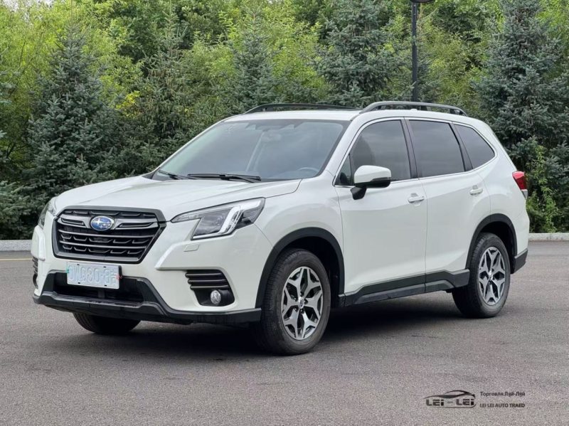 Subaru Forester 2022 — фото автомобиля