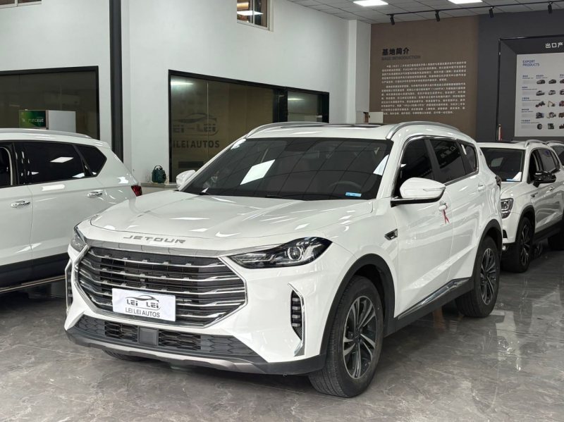 Jetour X70 PLUS 2022 — фото автомобиля
