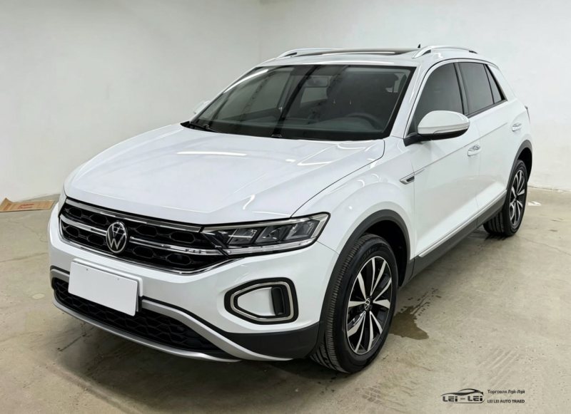 Volkswagen T-ROC 2023 — фото автомобиля