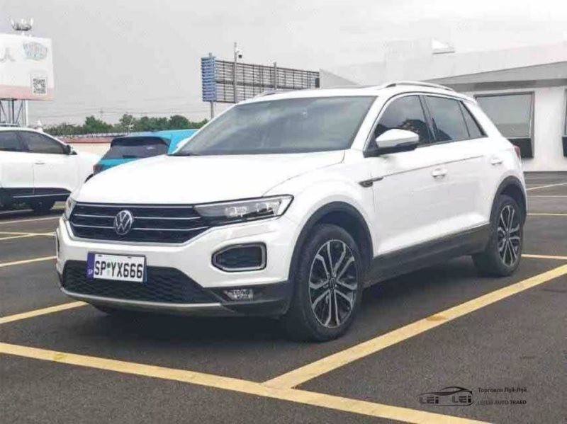 Volkswagen T-ROC 2022 — фото автомобиля