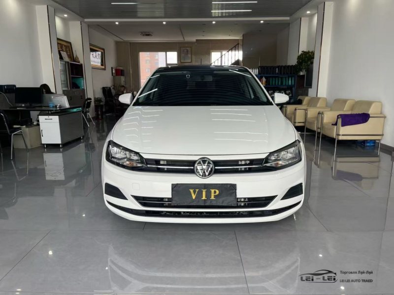 Volkswagen Polo Plus 2023 — фото автомобиля