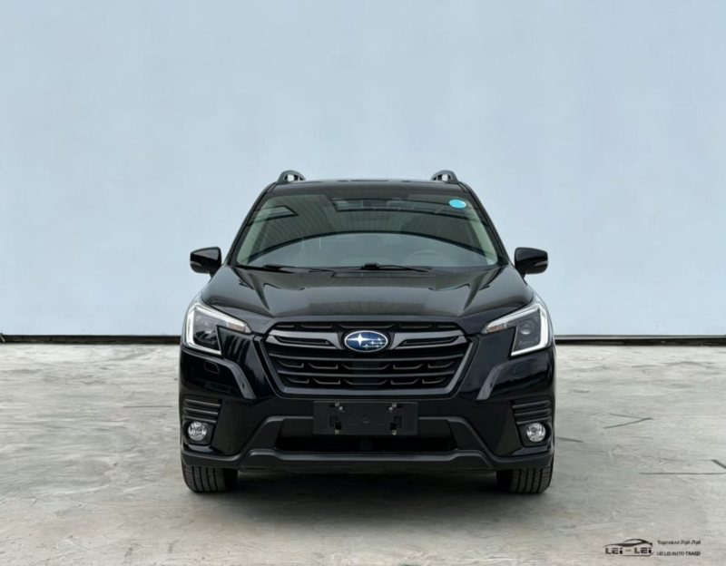 Subaru Forester 2022 — фото автомобиля