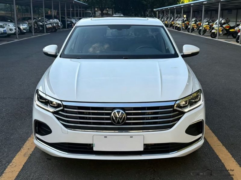 Volkswagen Lavida 2023 — фото автомобиля