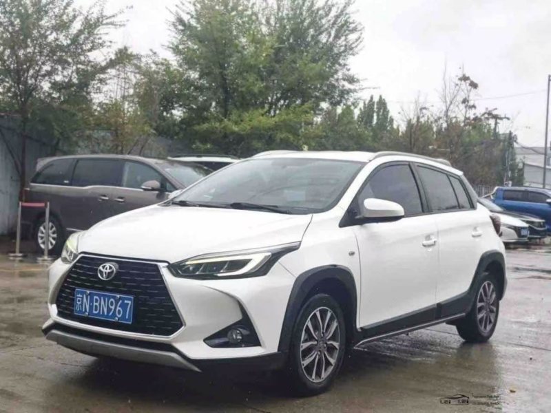 Toyota Yaris L ZhiXuan X 2022 — фото автомобиля