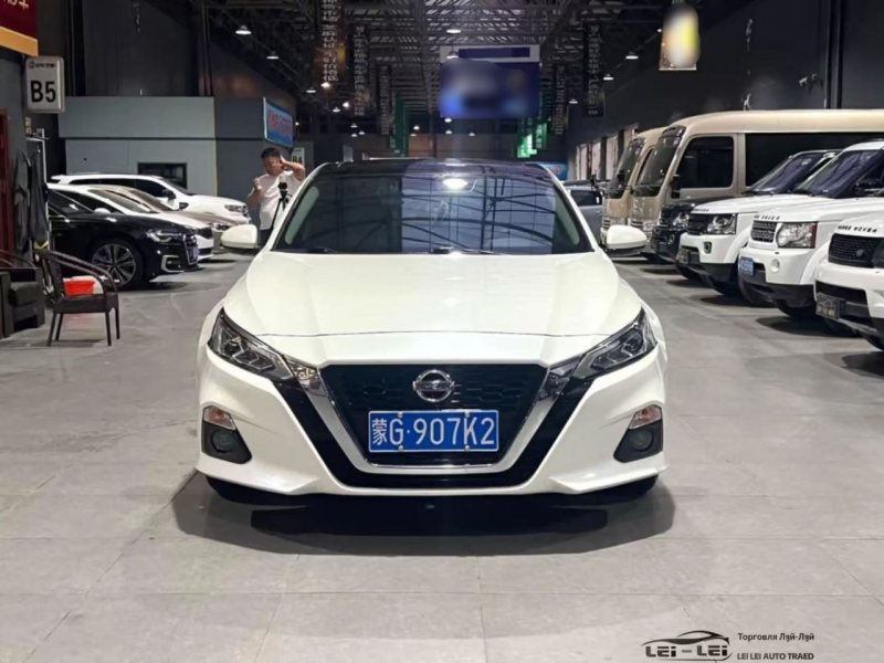 Nissan Teana 2022