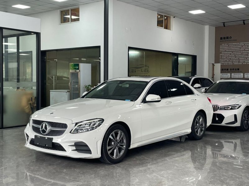 Mercedes-Benz C-Class C 200 L Fashion Sport Edition 2020 — фото автомобиля