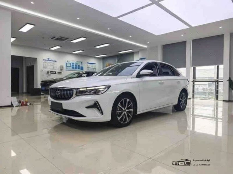 Geely Emgrand 2022