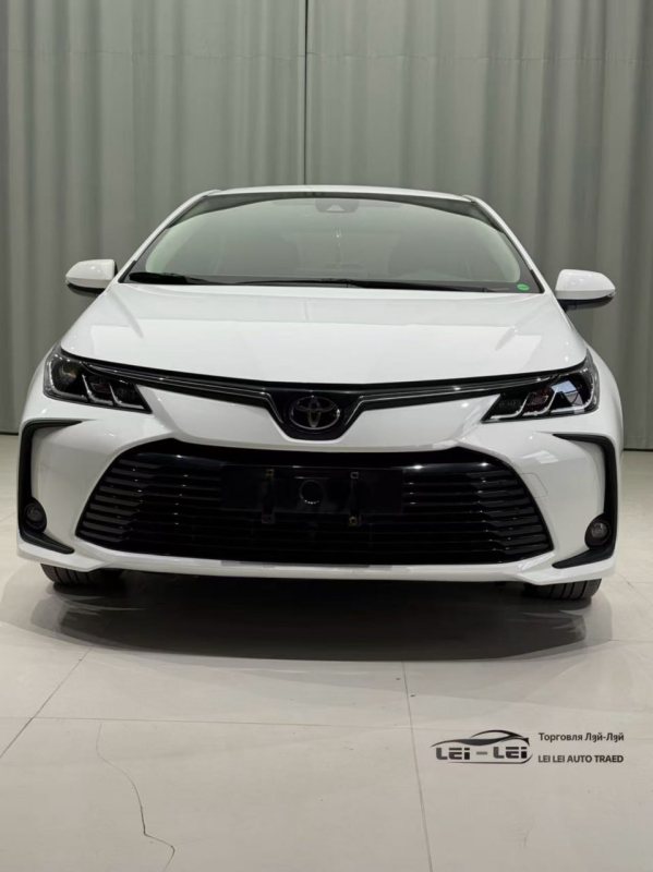 Toyota Corolla 2021 — фото автомобиля
