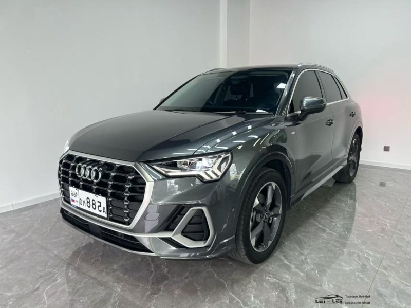 Audi Q3 2023 — фото автомобиля