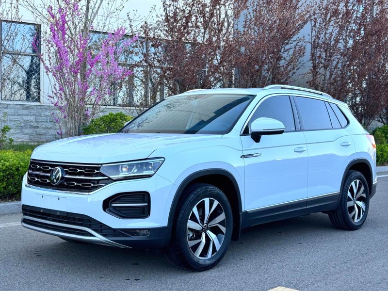 VOLKSWAGEN TAYRON 2022