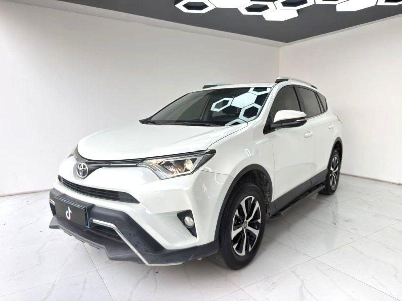TOYOTA RAV4 2019