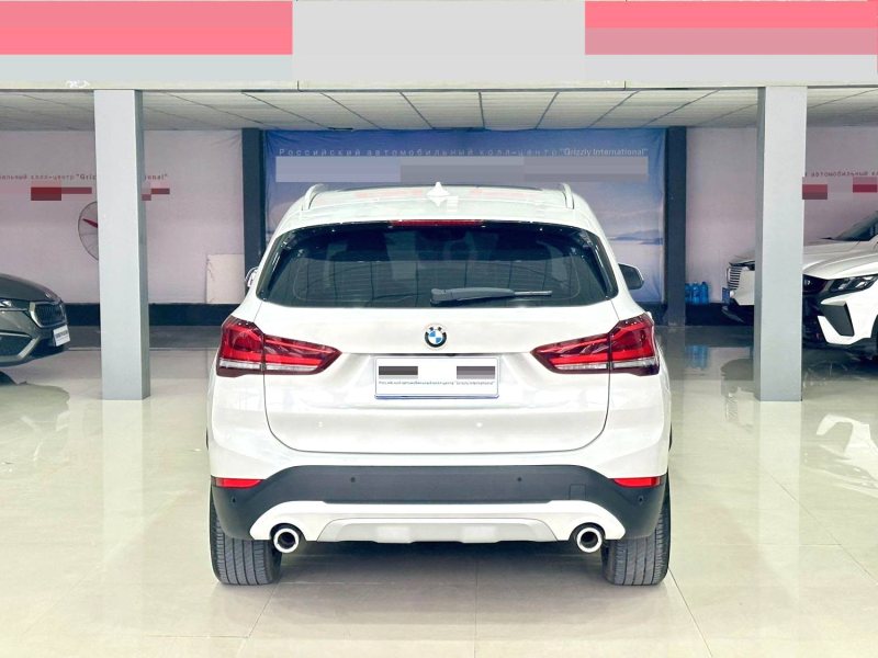 BMW X1 2022 — фото 4