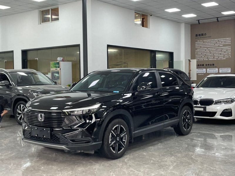 Honda Vezel 2023 — фото автомобиля