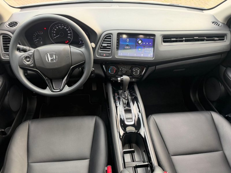 Honda Vezel 2022 — фото 9