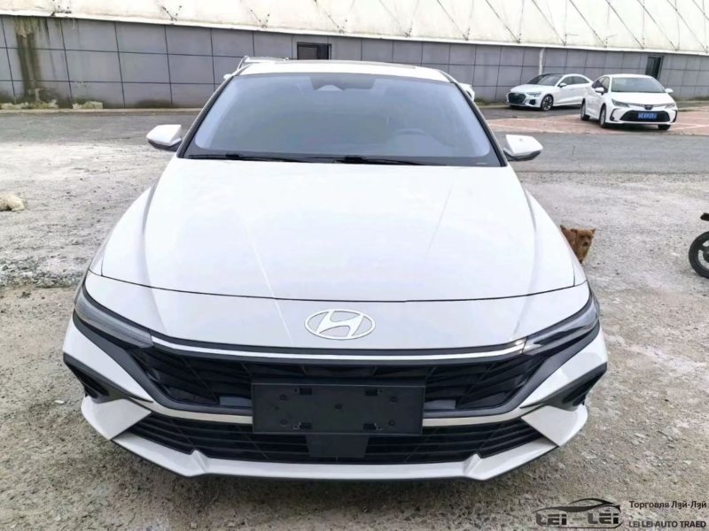 Hyundai Elantra 2023