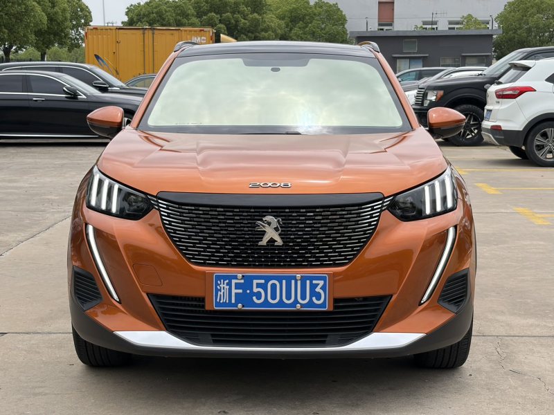 PEUGEOT 2008 2021