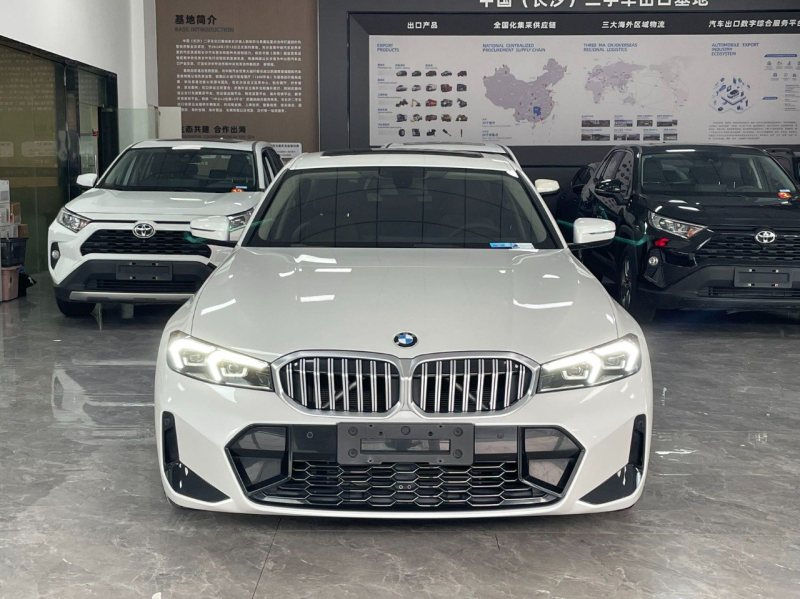 BMW 3 Series 320Li M Sport 2023 — фото 2