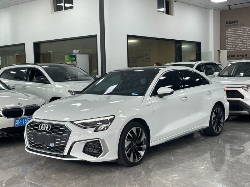 Audi A3L Limousine 2023
