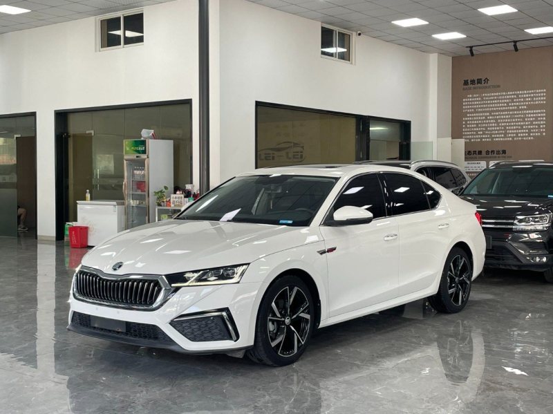 Škoda Octavia PRO 2022