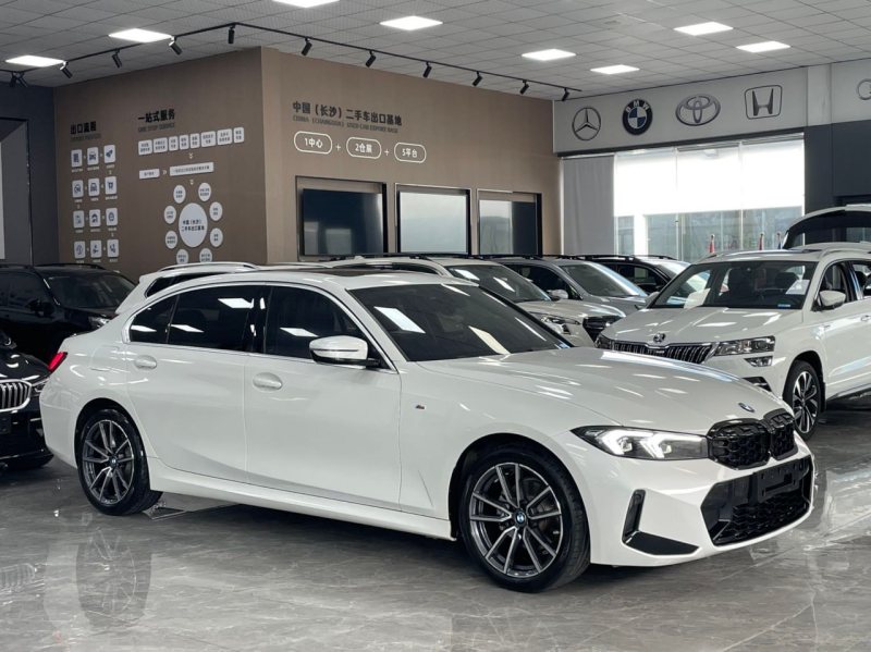 BMW 3 Series 320Li M Sport Package 2023 — фото 2