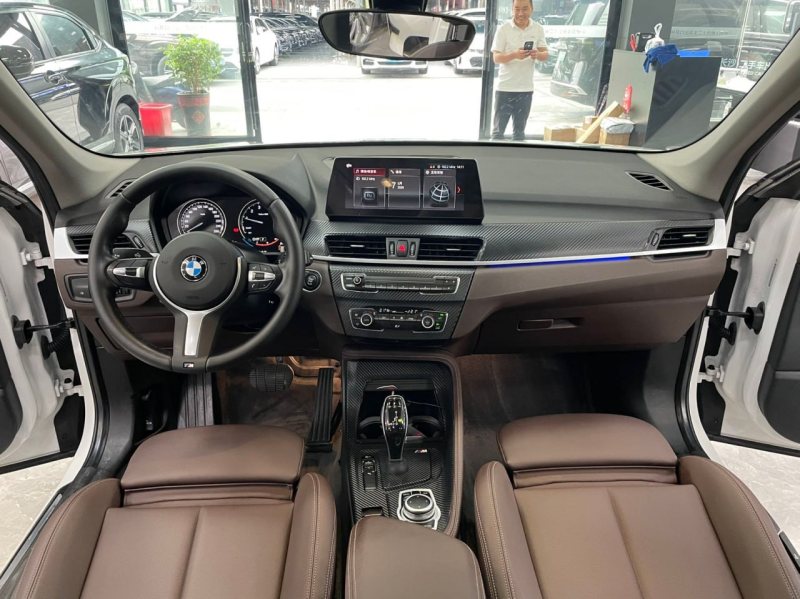 BMW X1 2022 — фото 6