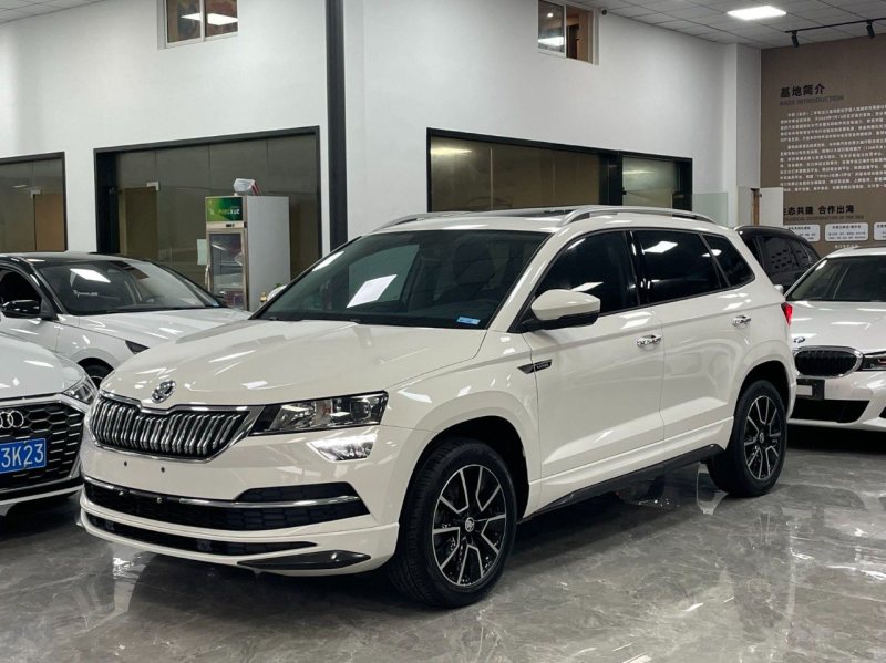 Škoda Karoq 2021