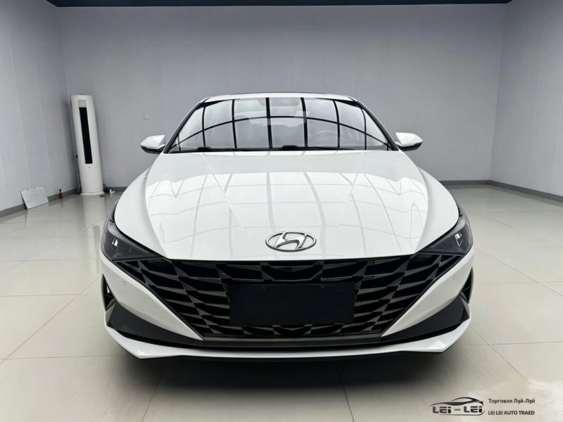 Hyundai Elantra 2021