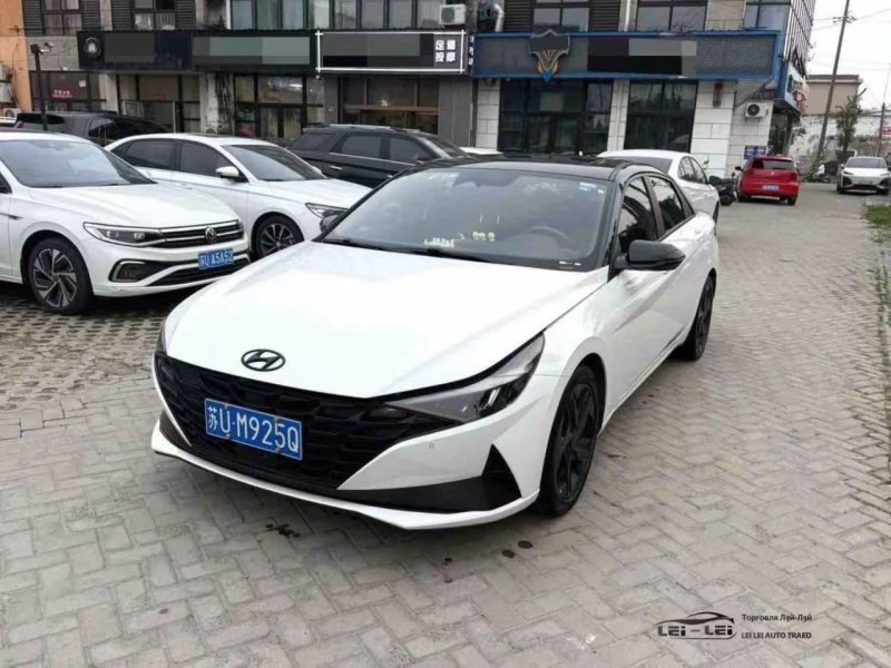 Hyundai Elantra 2022