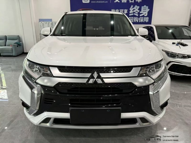 Mitsubishi Outlander 2021